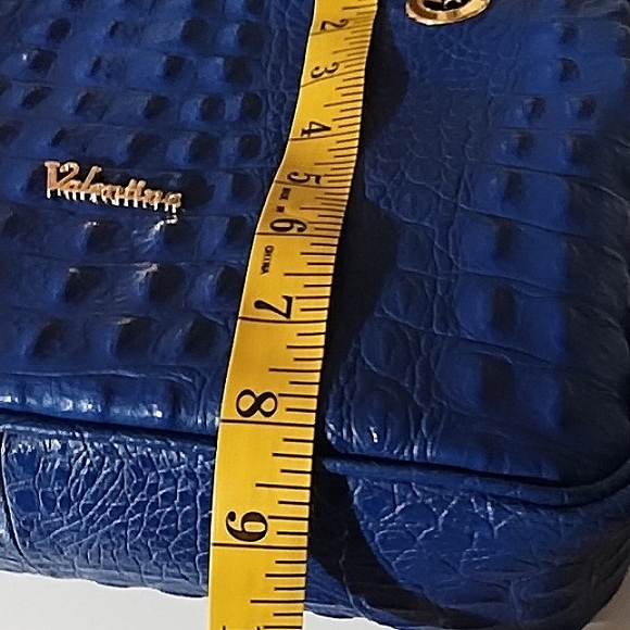 Valentina blue leather bag with chain shoulder strap and tassel. NWT. - Picture 10 of 13